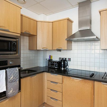 Skyvillion - 3Bed Penthouse Near London City Airport, O2 Arena, London Excel Centre With Parking 外观 照片