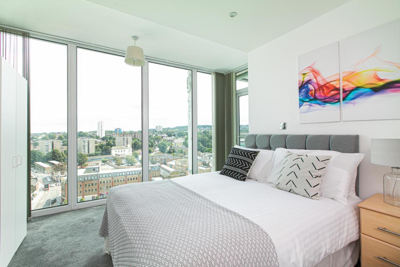 Skyvillion - 3Bed Penthouse Near London City Airport, O2 Arena, London Excel Centre With Parking 外观 照片