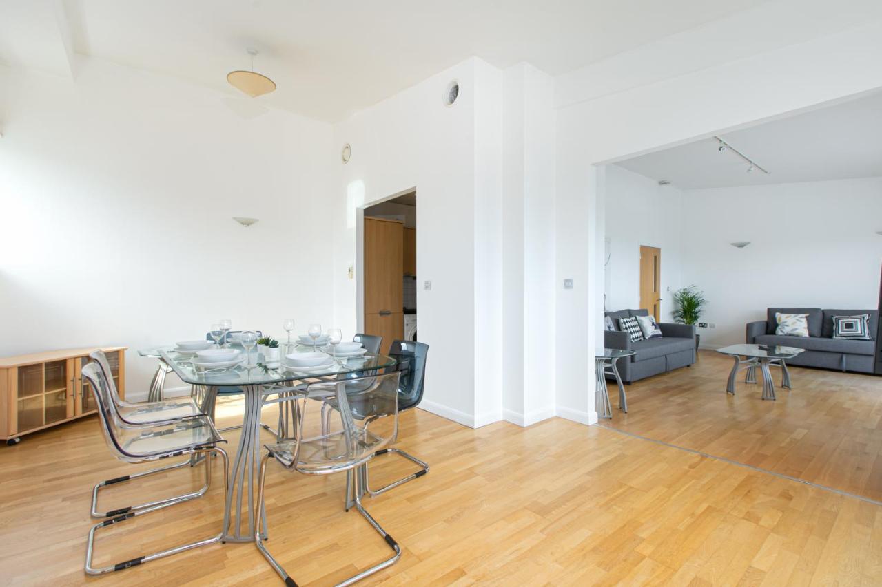 Skyvillion - 3Bed Penthouse Near London City Airport, O2 Arena, London Excel Centre With Parking 外观 照片