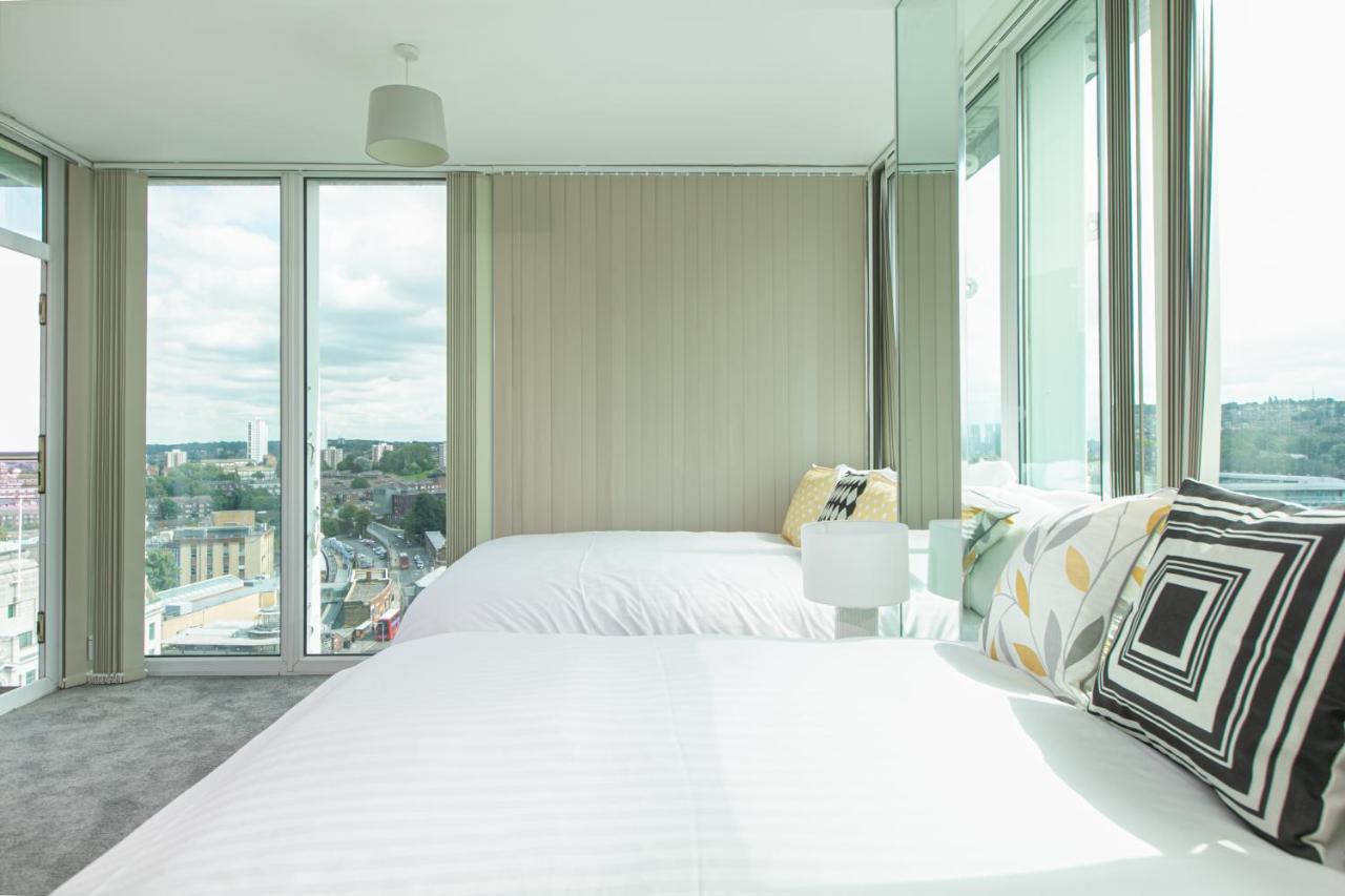 Skyvillion - 3Bed Penthouse Near London City Airport, O2 Arena, London Excel Centre With Parking 外观 照片
