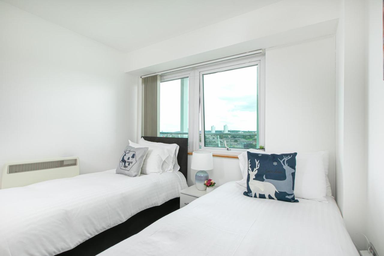 Skyvillion - 3Bed Penthouse Near London City Airport, O2 Arena, London Excel Centre With Parking 外观 照片