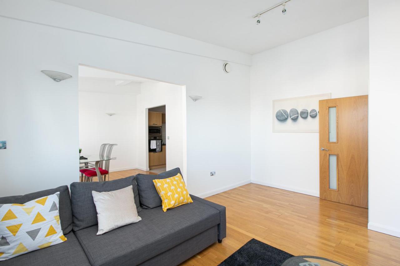 Skyvillion - 3Bed Penthouse Near London City Airport, O2 Arena, London Excel Centre With Parking 外观 照片