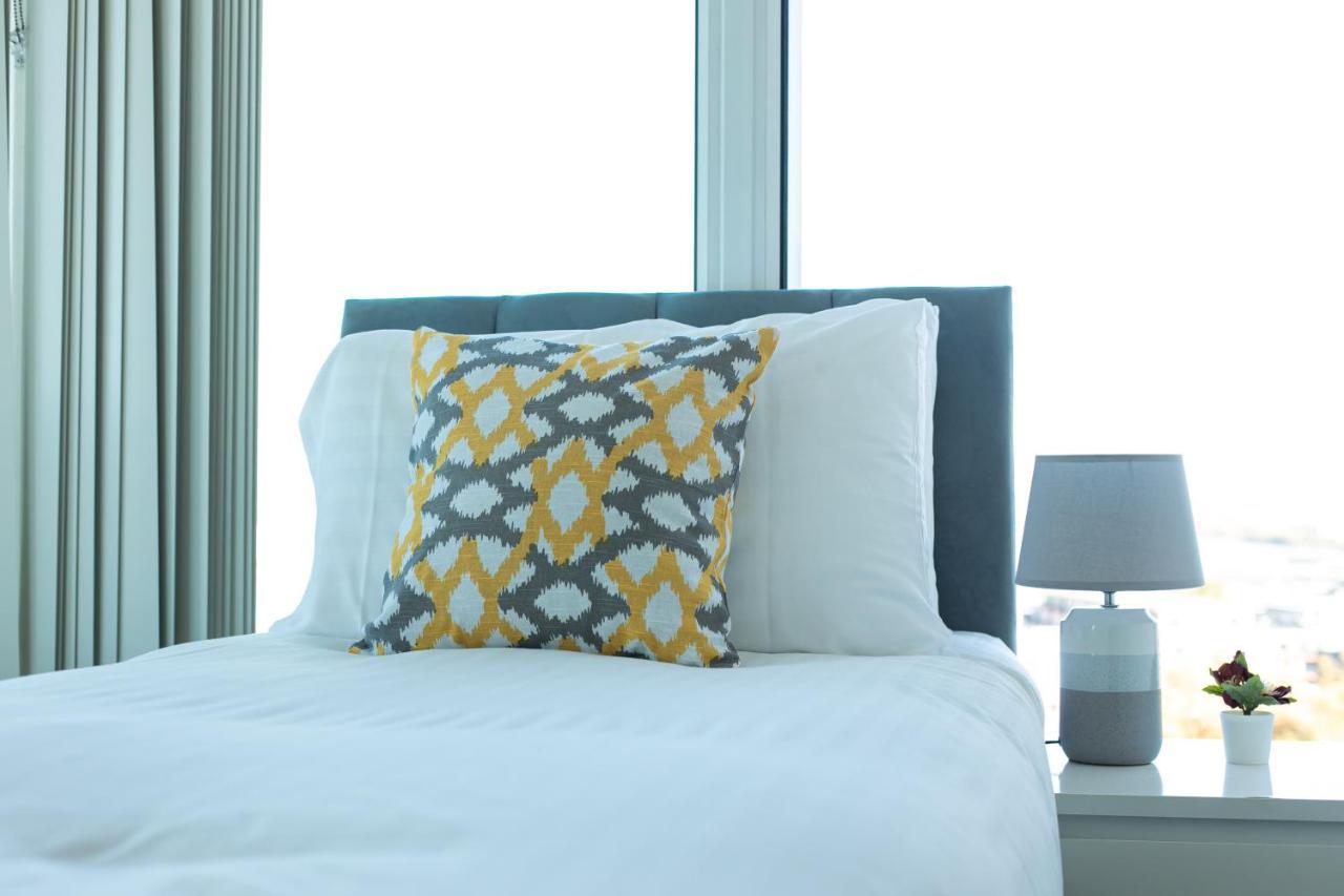 Skyvillion - 3Bed Penthouse Near London City Airport, O2 Arena, London Excel Centre With Parking 外观 照片