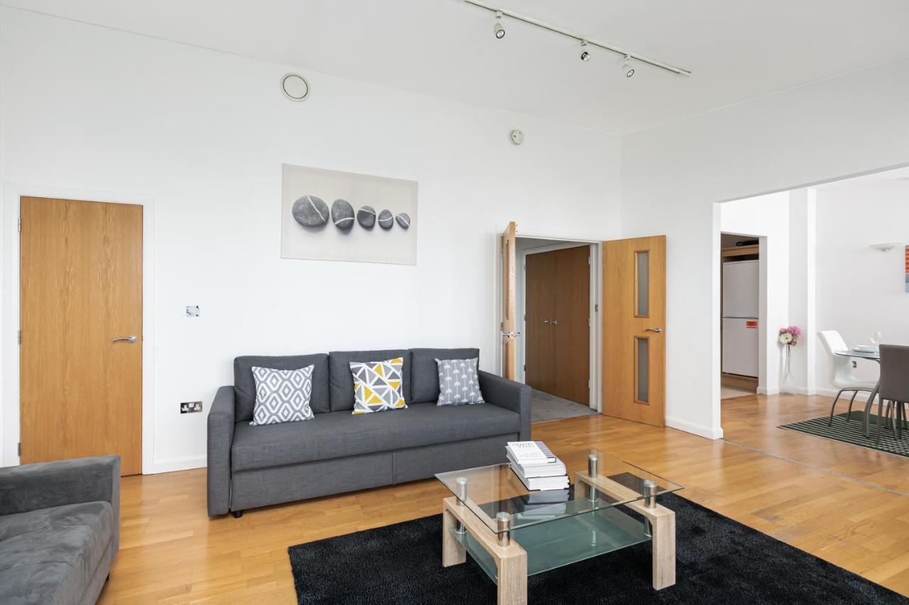 Skyvillion - 3Bed Penthouse Near London City Airport, O2 Arena, London Excel Centre With Parking 外观 照片